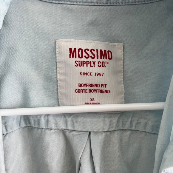 Light wash denim button up - Picture 4 of 4